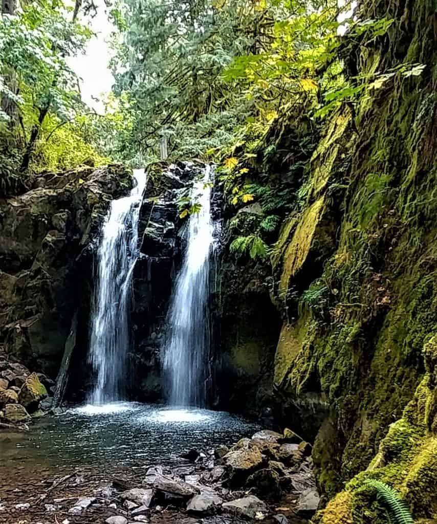 Waterfall near Foster, Oregon