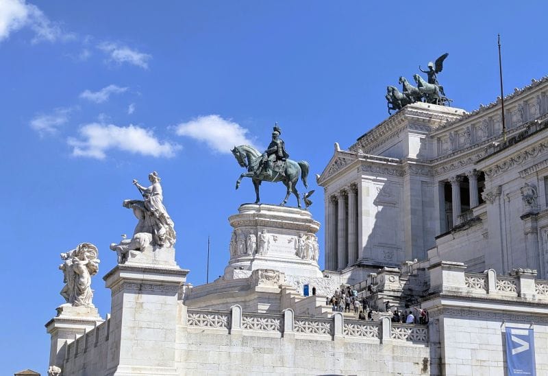 Monument of Victor Emmanuel II di Savoia in Rome 3 View of the statues at the Victor Emmanuel II National Monument. Photo from FoxRVTravel Monument of Victor Emmanuel II.