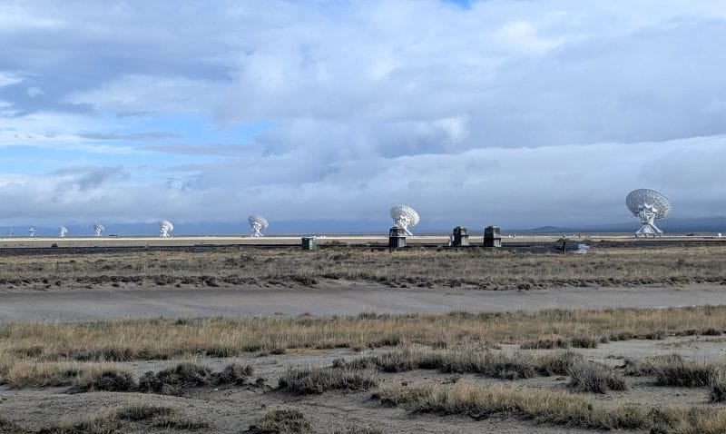 The Very Large Array is a very, very big telescope. 3 Part of one arm of the Very Large Array in configuration B shows antennas well spaced to all focusing on the same location in space.