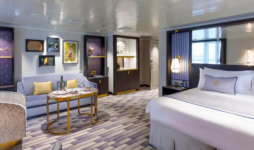 Queens Grill Suite on Queen Anne